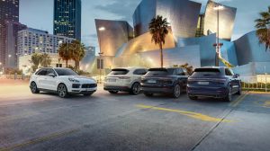 Top-Rated Luxury SUV: Discover the 2021 Porsche Cayenne