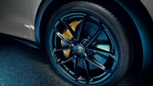 5 Benefits of Giving Your Porsche a Tire Rotation